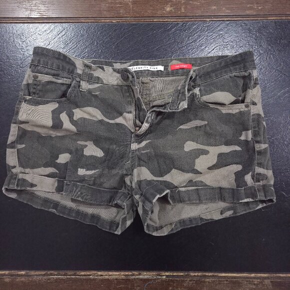 Celebrity Pink Pants - Celebrity Pink "The Honey" camouflage shorts size Junior 11